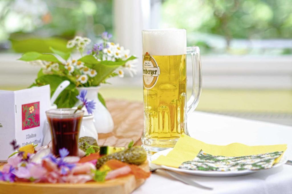 Kräuterbaude Hotel Saupsdorf Buitenkant foto